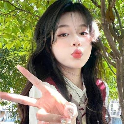 时尚帝国合约的开始